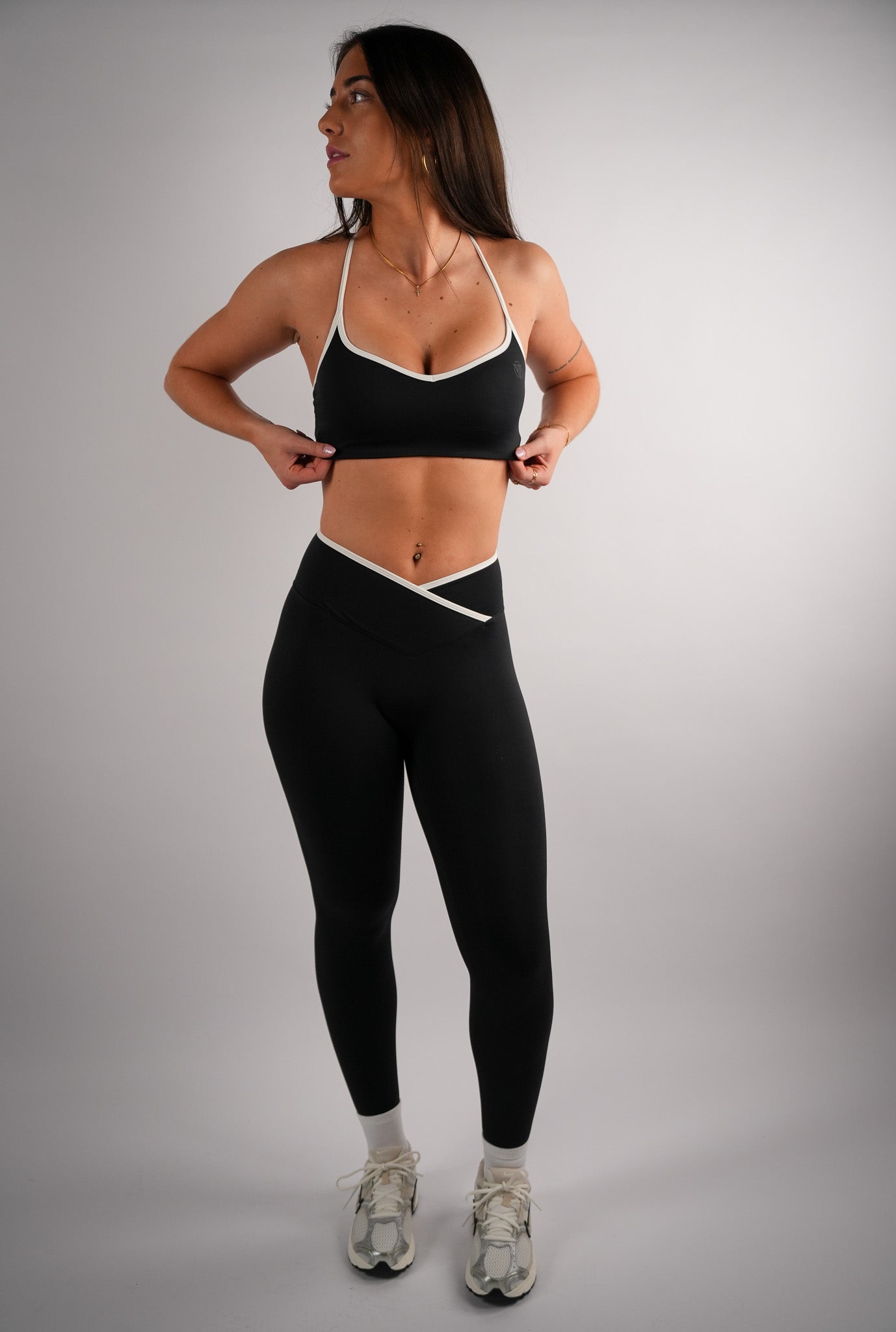 V-Sculpt Sports Bra