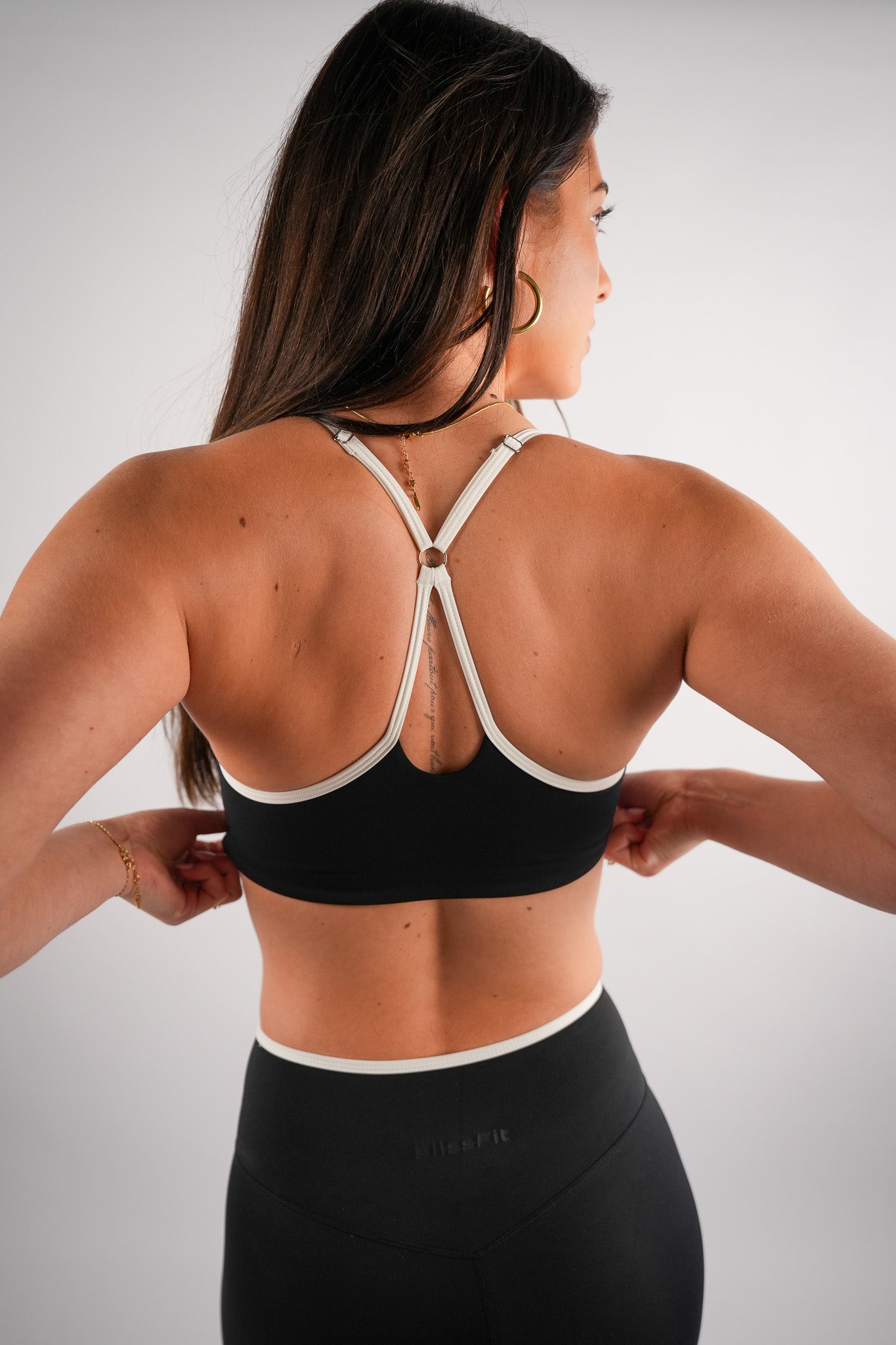 V-Sculpt Sports Bra