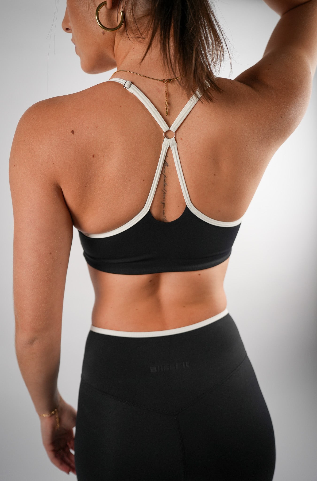 V-Sculpt Sports Bra