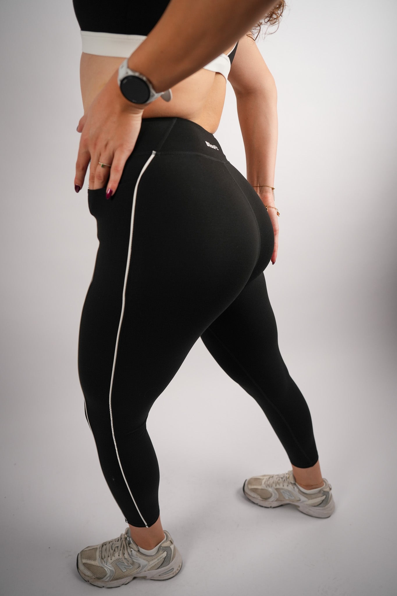 Motion Pocket Leggings