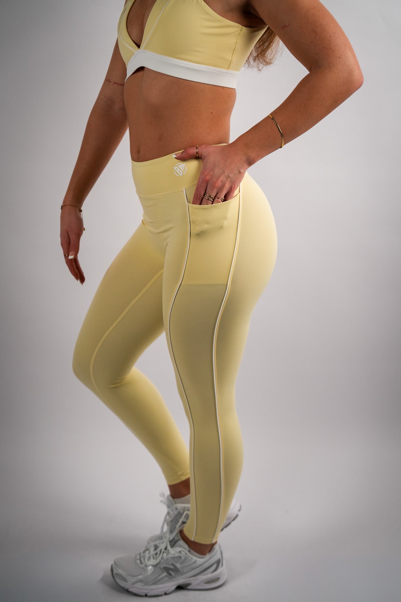 Motion Pocket Leggings