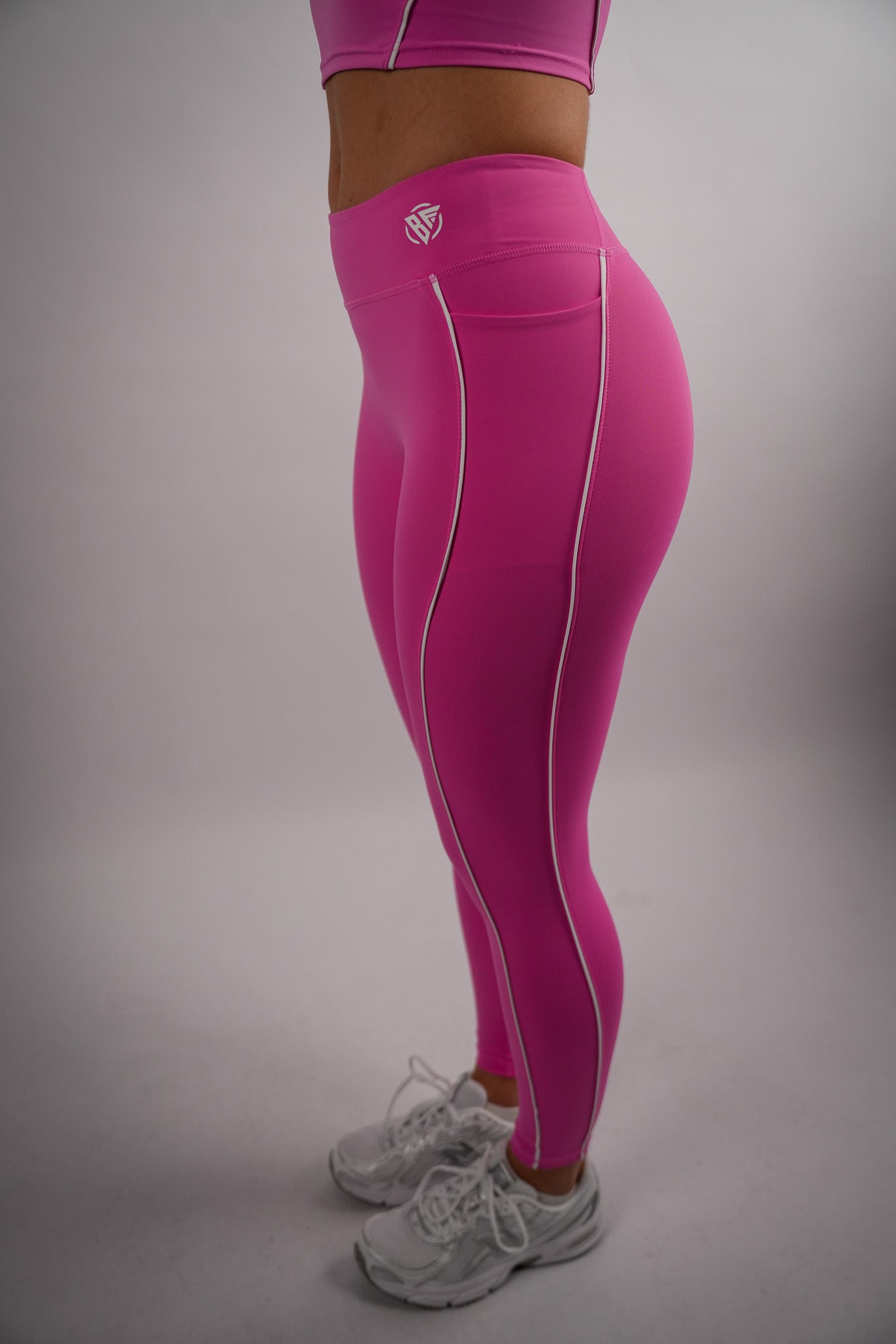 Motion Pocket Leggings