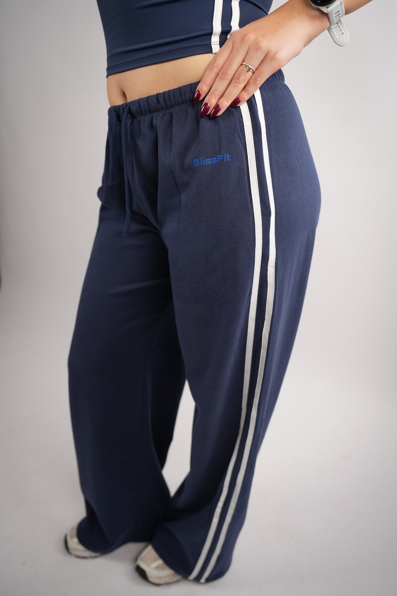 Contrastline Wide Leg Pants