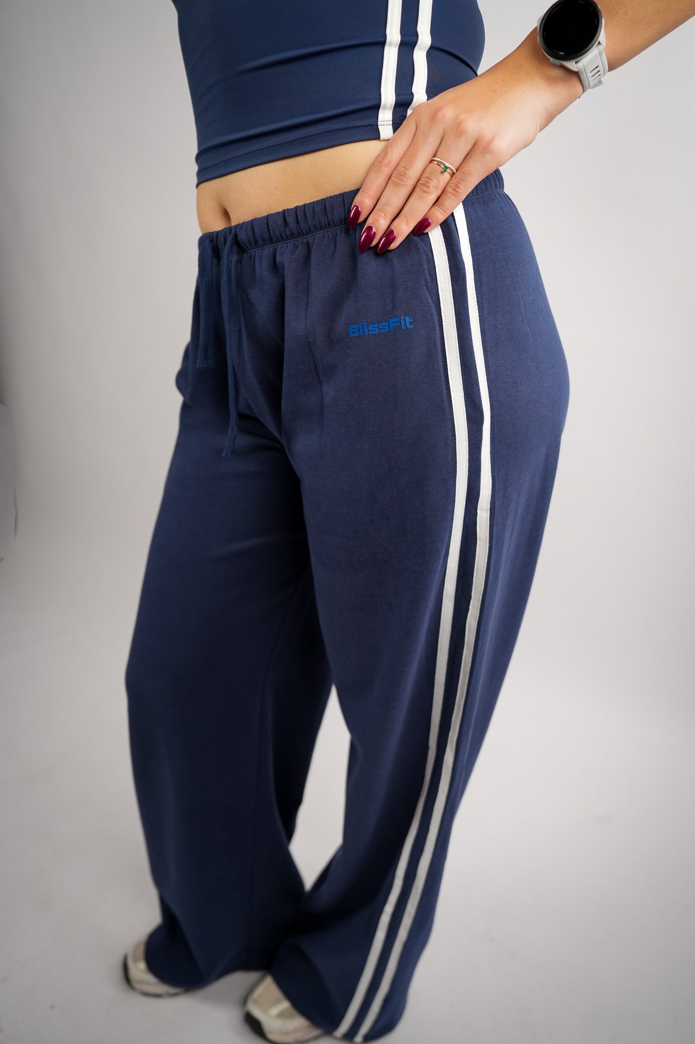 Contrastline Wide Leg Pants